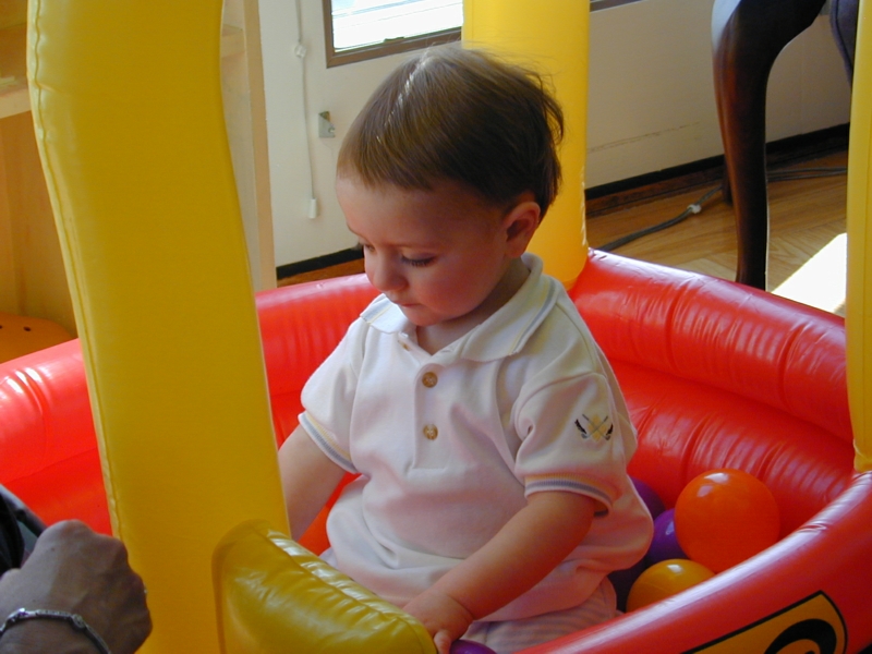 easter07.jpg 
800 x 600 JPEG-compressed image 
(314,326 bytes)