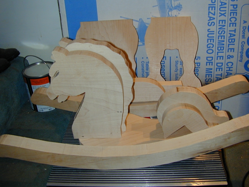 rockinghorse03.jpg 
800 x 600 JPEG-compressed image 
(338,812 bytes)