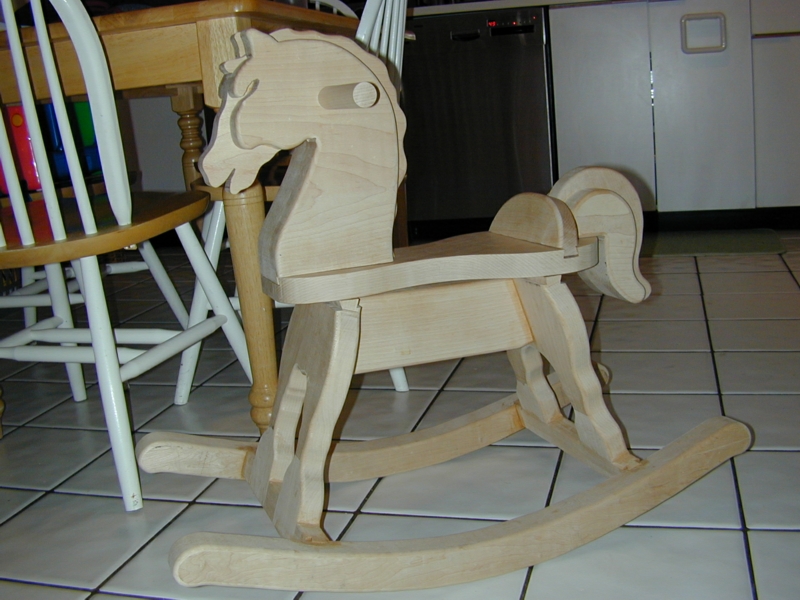 rockinghorse06.jpg 
800 x 600 JPEG-compressed image 
(328,916 bytes)