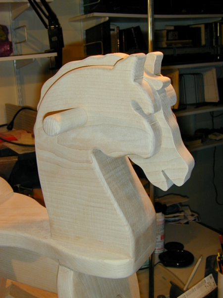 rockinghorse09.jpg 
450 x 600 JPEG-compressed image 
(181,903 bytes)