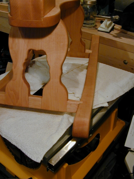 rockinghorse17.jpg 
450 x 600 JPEG-compressed image 
(190,651 bytes)