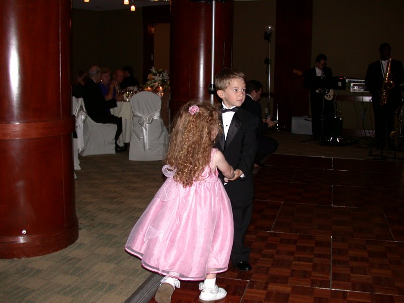 cruisesouth11.jpg 
800 x 600 compressed image 
(69,063 bytes)