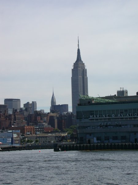 cruisesouth41.jpg 
450 x 600 compressed image 
(36,870 bytes)