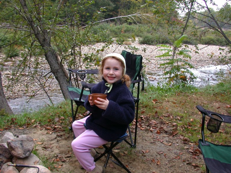 camping01.jpg 
800 x 600 compressed image 
(166,656 bytes)