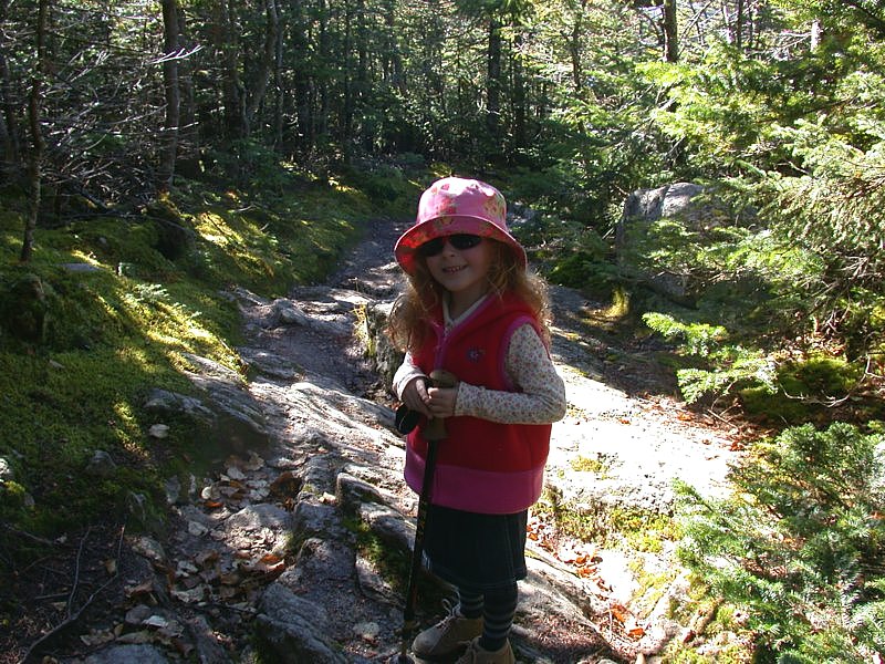 camping18.jpg 
800 x 600 compressed image 
(199,509 bytes)
