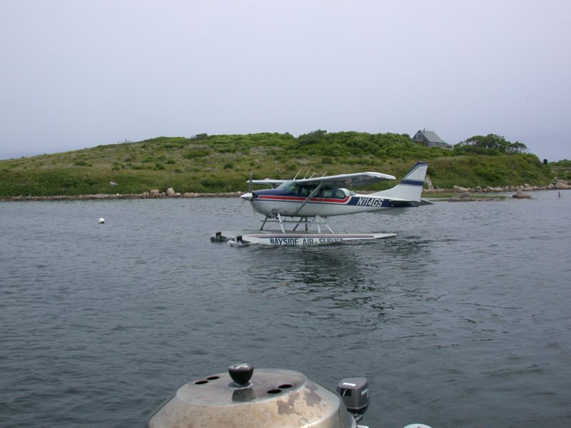 cruisingthecape09.jpg 
800 x 600 compressed image 
(68,429 bytes)