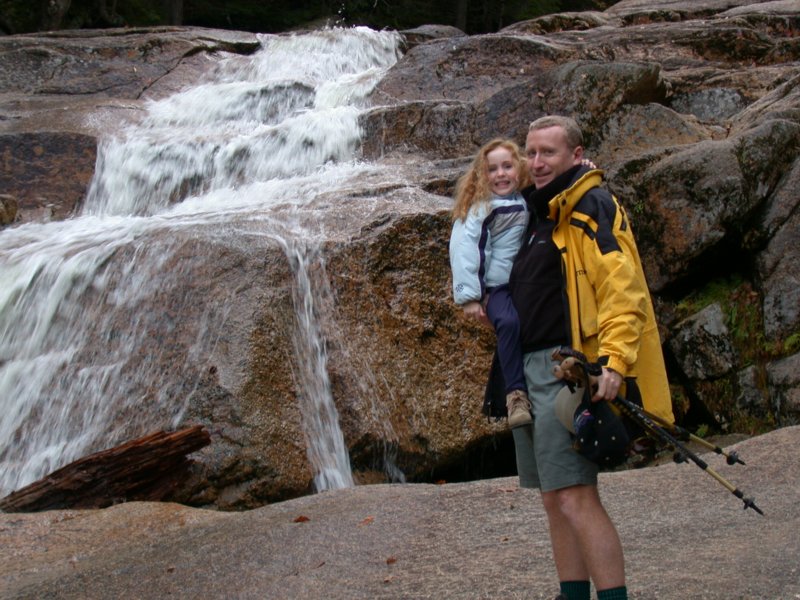 monadnock16.jpg 
800 x 600 compressed image 
(125,931 bytes)